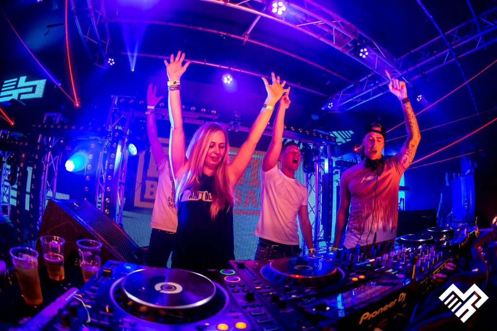 deetox-bday-bash