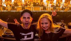 deetox delete bring the riot label