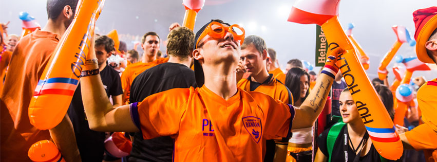 heel holland hakt q-dance koningsnacht