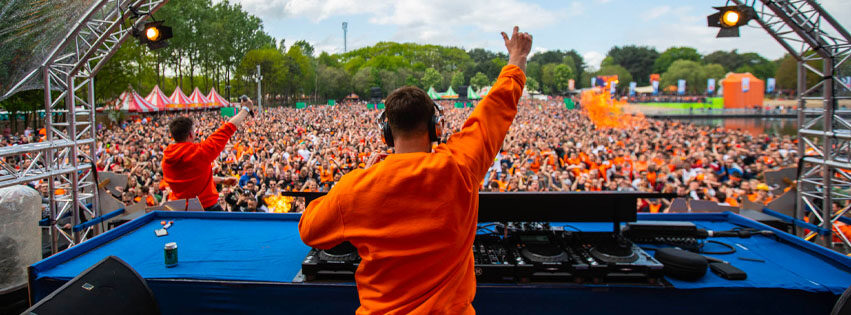 supersized kingsday 2022 line-up b2s hardstyle festival koningsdag